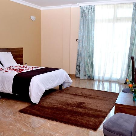 Melodie Hotel Addis-Abeba Extérieur photo