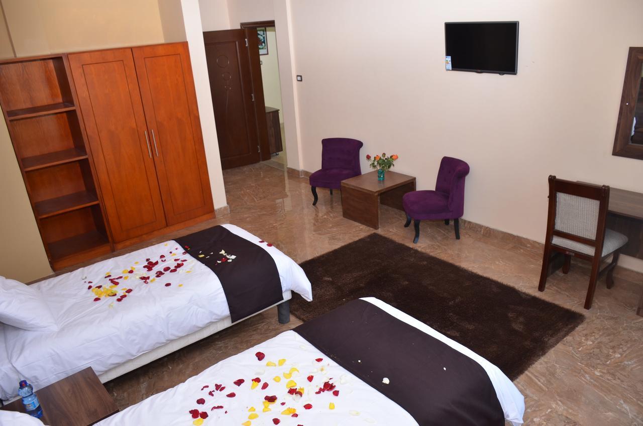 Melodie Hotel Addis-Abeba Extérieur photo
