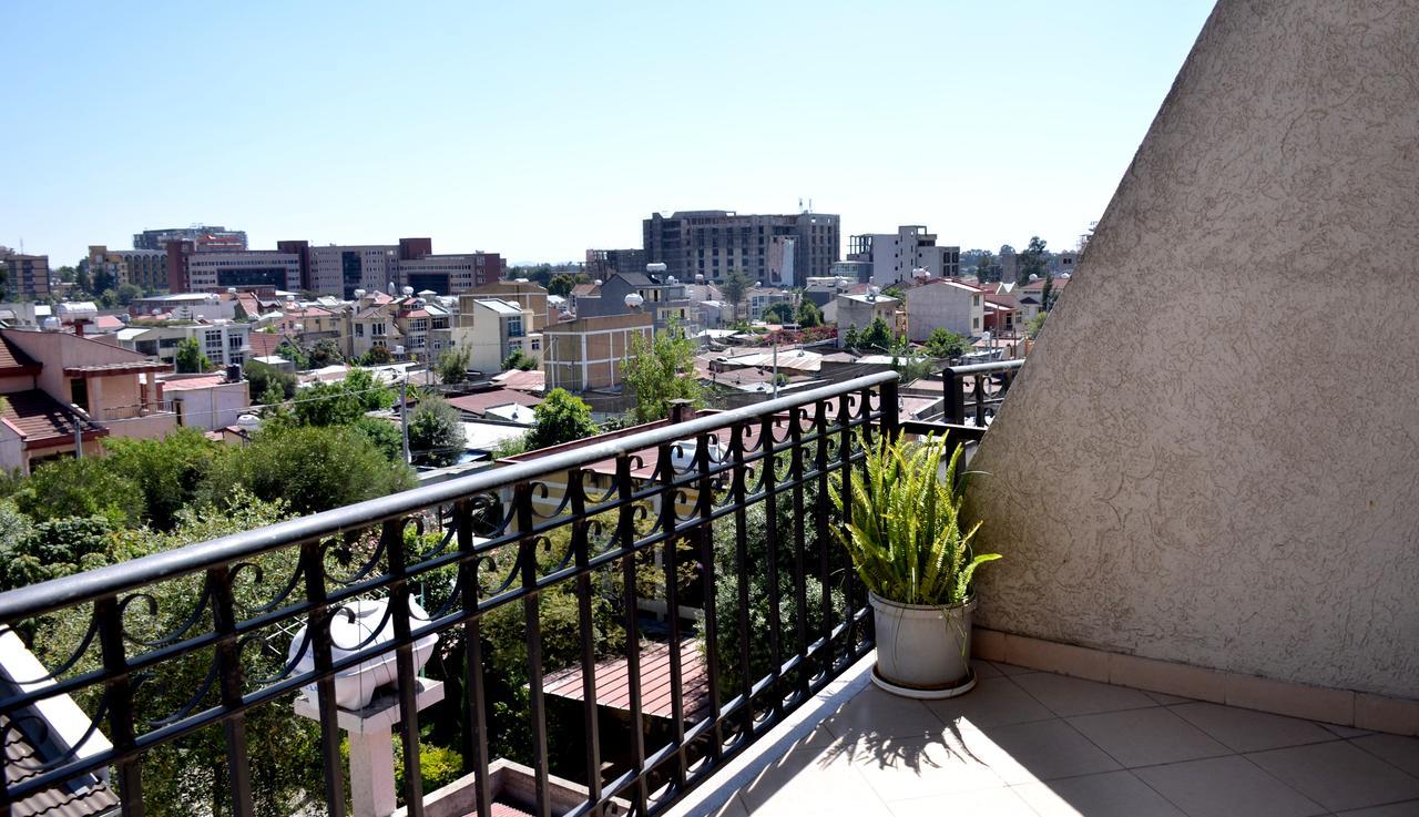 Melodie Hotel Addis-Abeba Extérieur photo