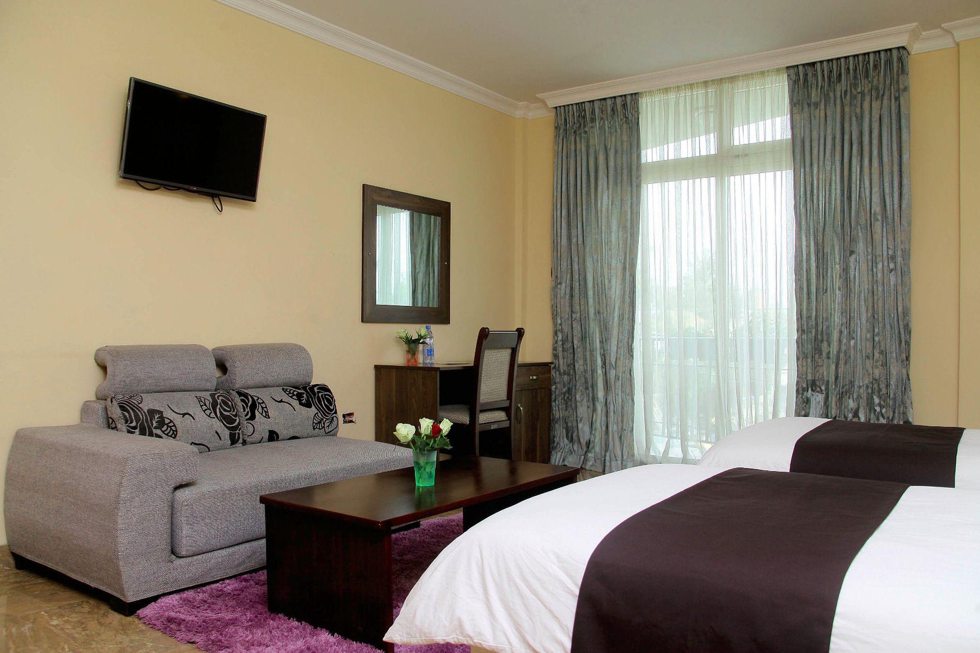 Melodie Hotel Addis-Abeba Extérieur photo