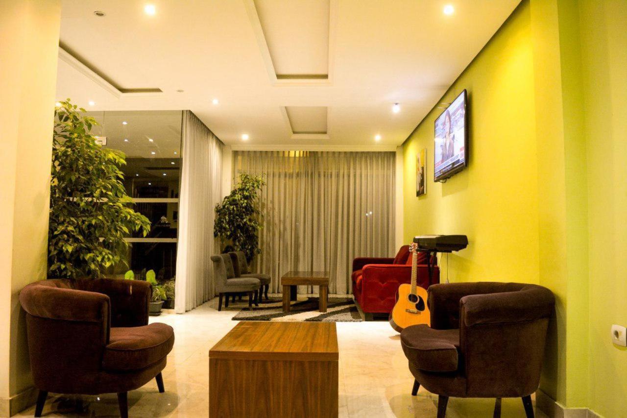 Melodie Hotel Addis-Abeba Extérieur photo