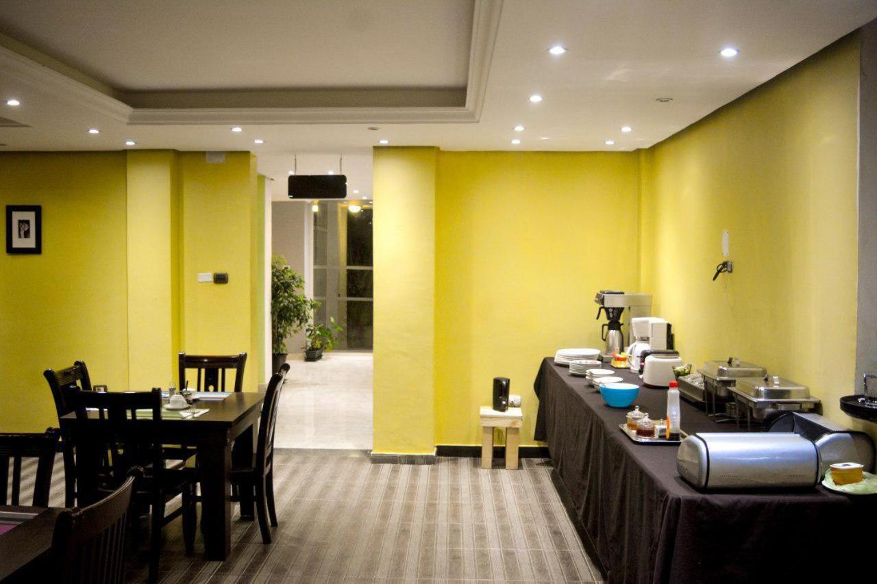Melodie Hotel Addis-Abeba Extérieur photo