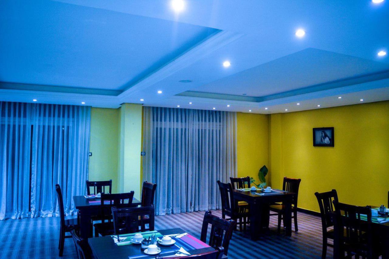 Melodie Hotel Addis-Abeba Extérieur photo