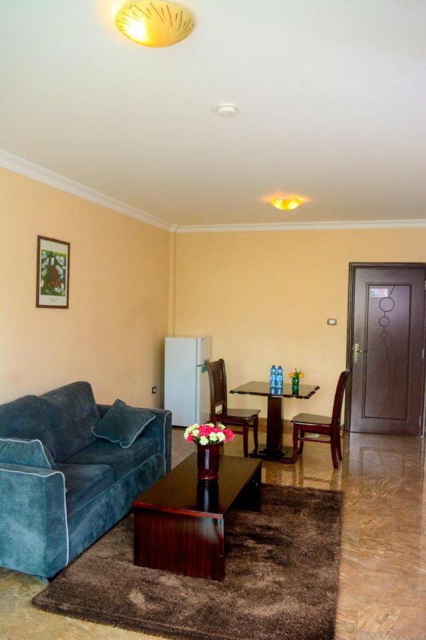 Melodie Hotel Addis-Abeba Extérieur photo