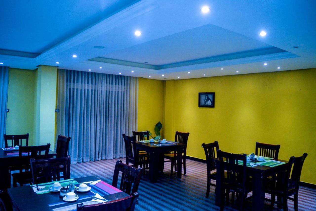 Melodie Hotel Addis-Abeba Extérieur photo