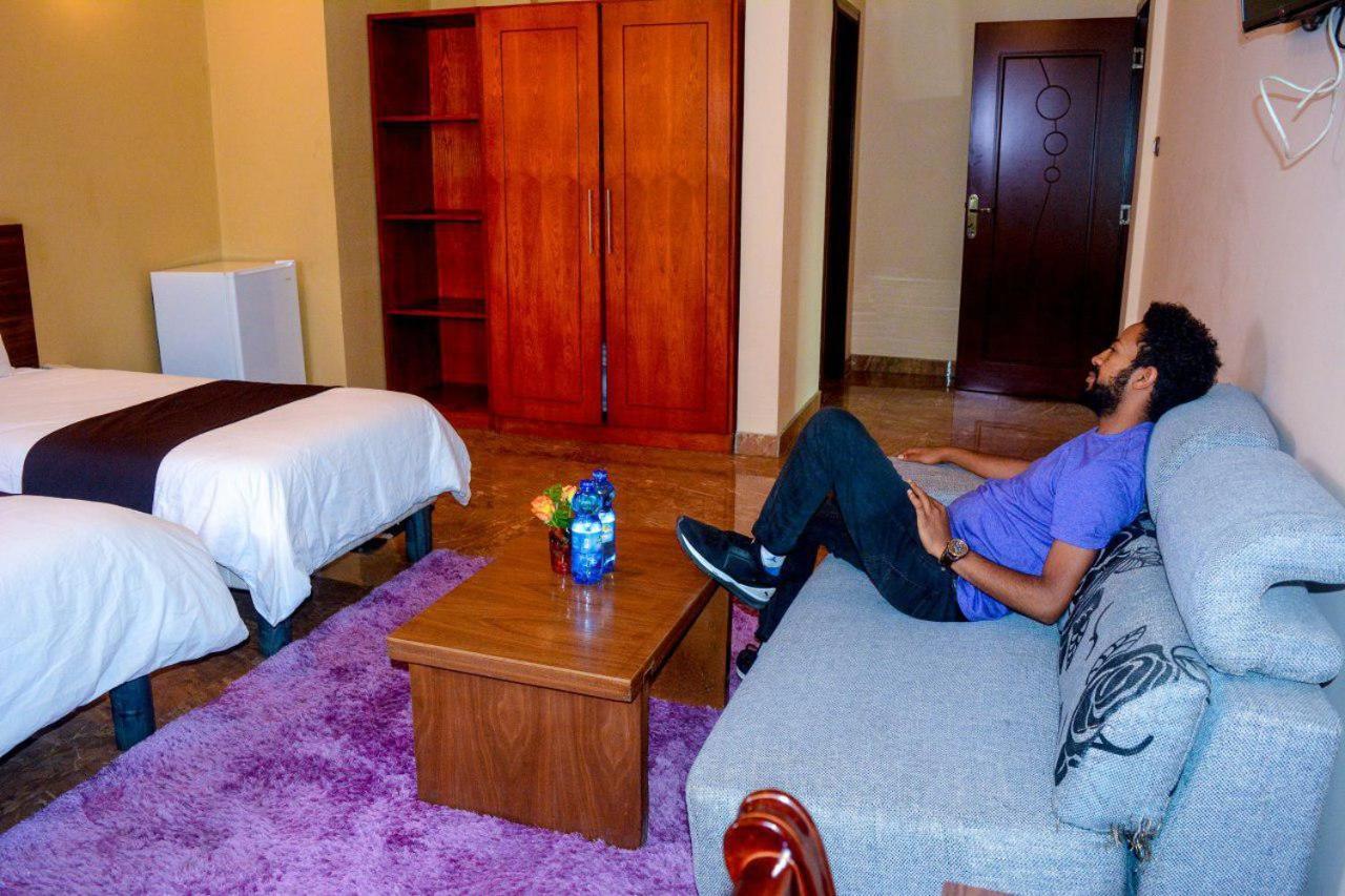 Melodie Hotel Addis-Abeba Extérieur photo